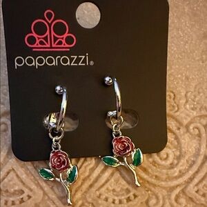 NWT 1.5” Paparazzi Silver Clip Earrings with Red Rose and Green Leaves